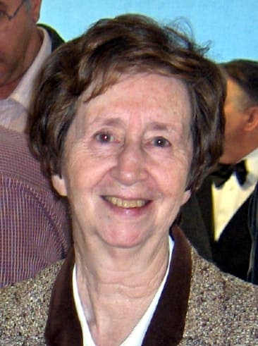 Margarita Salas de joven en el laboratorio
