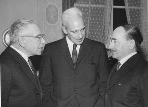 Severo Ochoa recibe el Nobel en Estocolmo, 1959