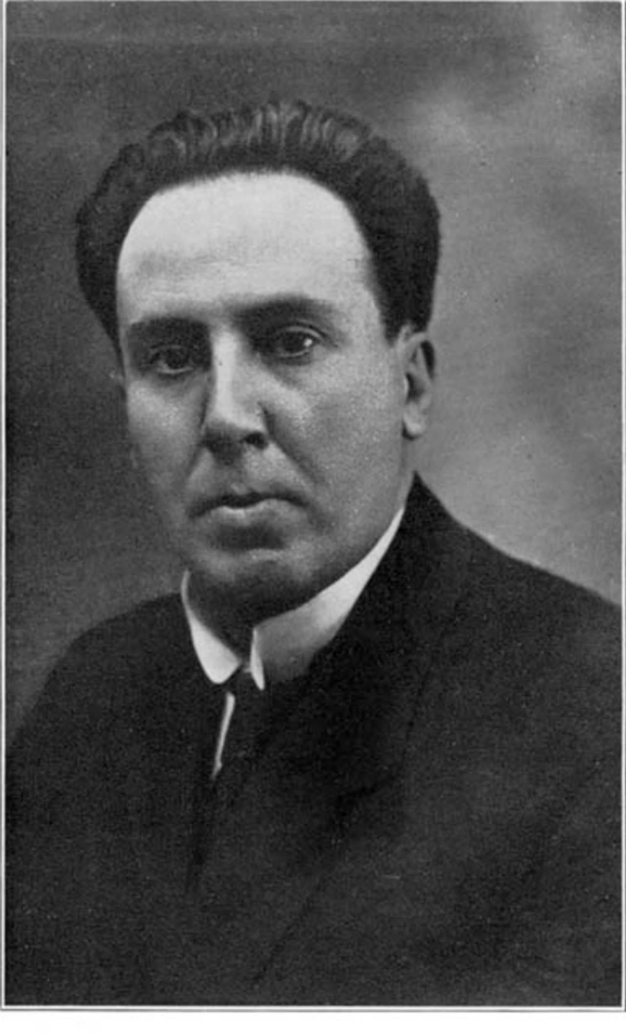 Antonio Machado hacia 1917