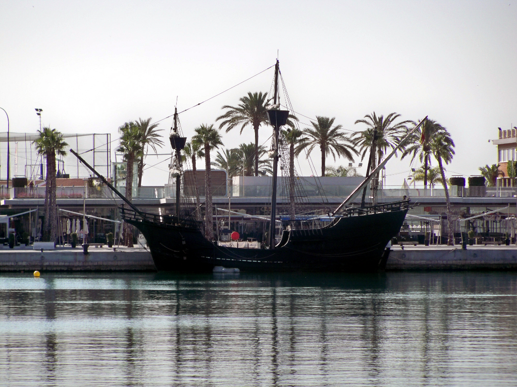 Réplica de la nao Victoria en el puerto de Málaga