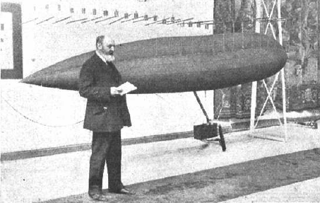 Torres Quevedo con su dirigible